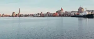 Skyline von Rostock als Symbol für professionelle Videoproduktion in Mecklenburg-Vorpommern